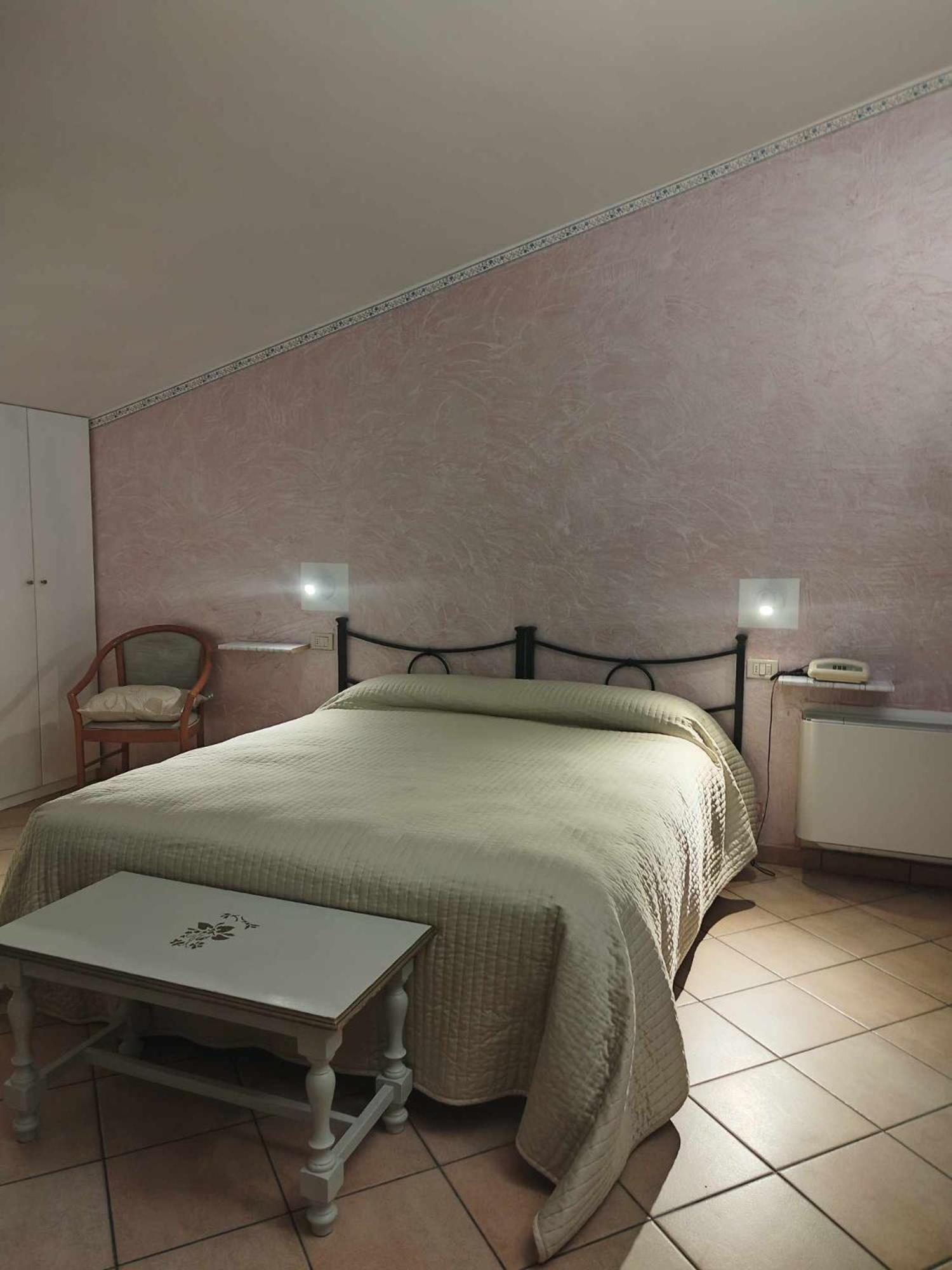 Hotel Pineta Ristorante Country House In Fabriano Campodonico  ภายนอก รูปภาพ