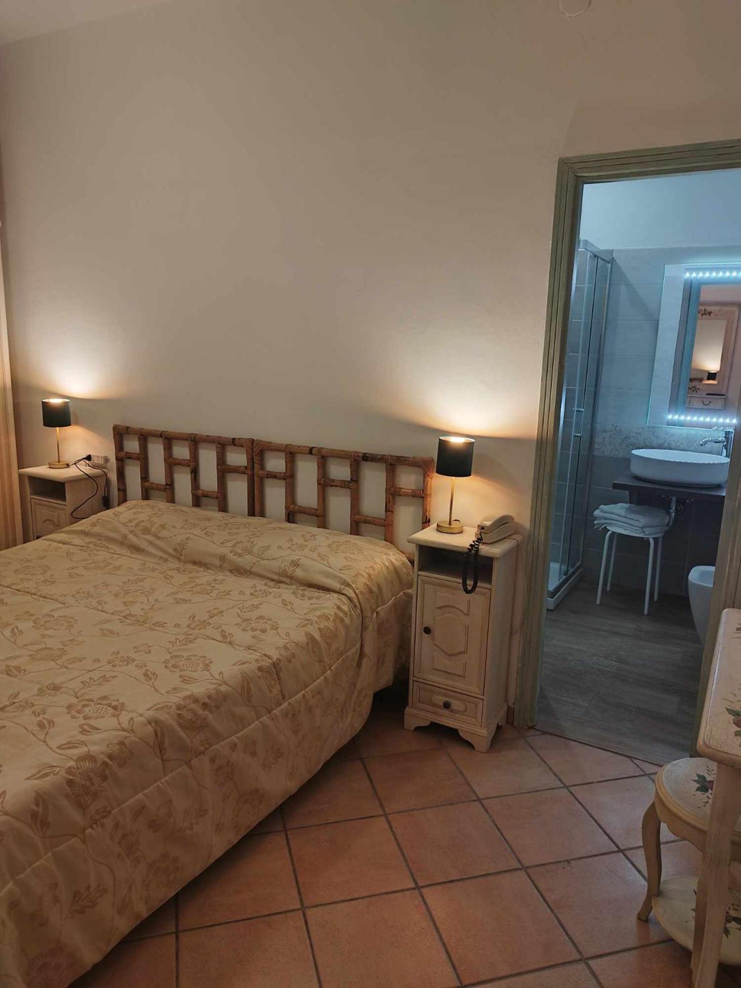 Hotel Pineta Ristorante Country House In Fabriano Campodonico  ภายนอก รูปภาพ
